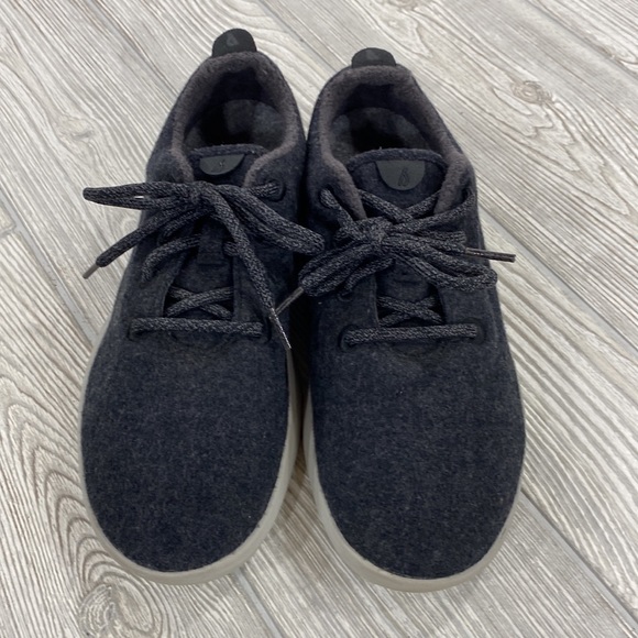 Allbirds Gray Wool Runners Sneakers - womens sz 10 - Picture 2 of 8